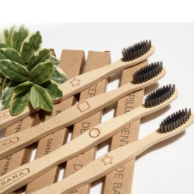 Cepillo dental Tundra con mango de bambú